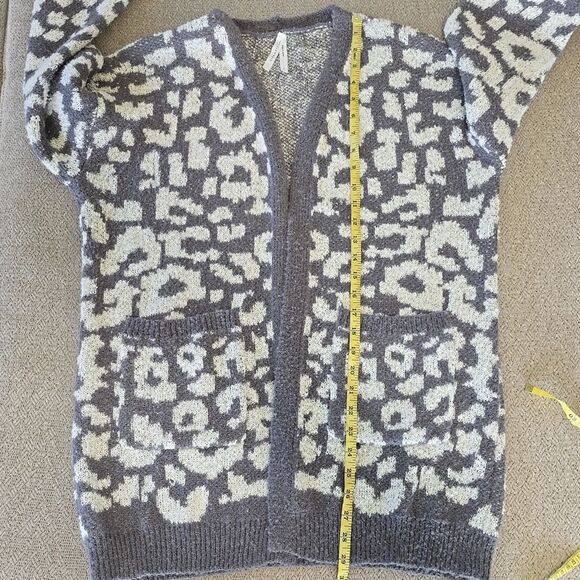 Dreamers Gray And White Open Front Floral Print Cardigan - Size Large - Picture 8 of 12